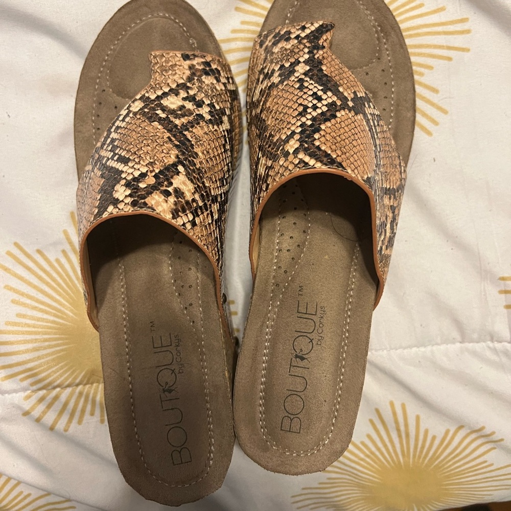 Boutique by Corkys Snakeskin wedges